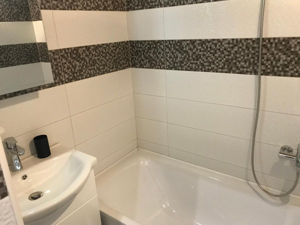Mora Apartman 2 Kiskunfélegyháza Exteriér fotografie