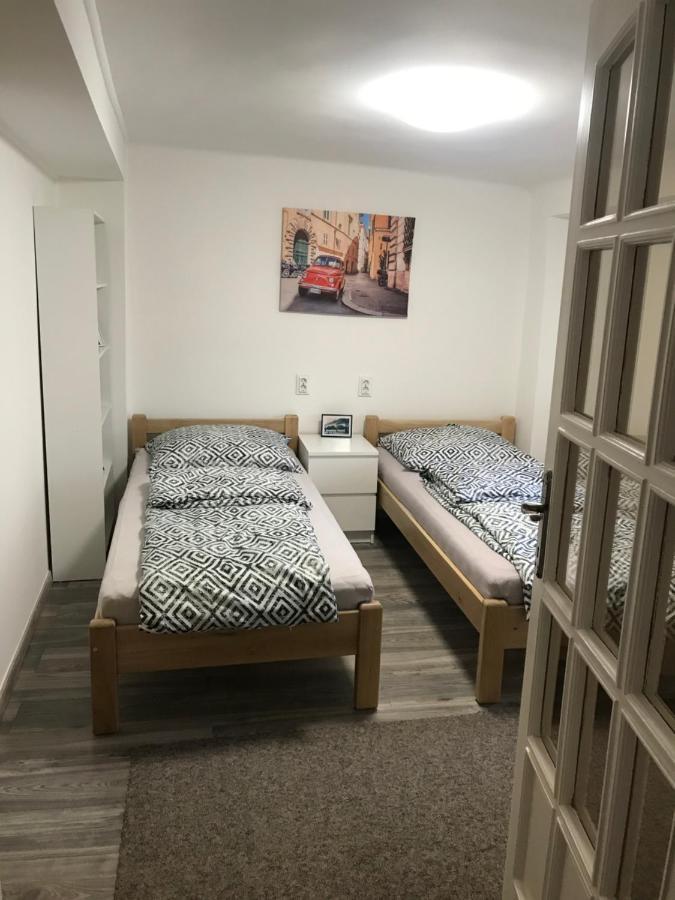 Mora Apartman 2 Kiskunfélegyháza Exteriér fotografie