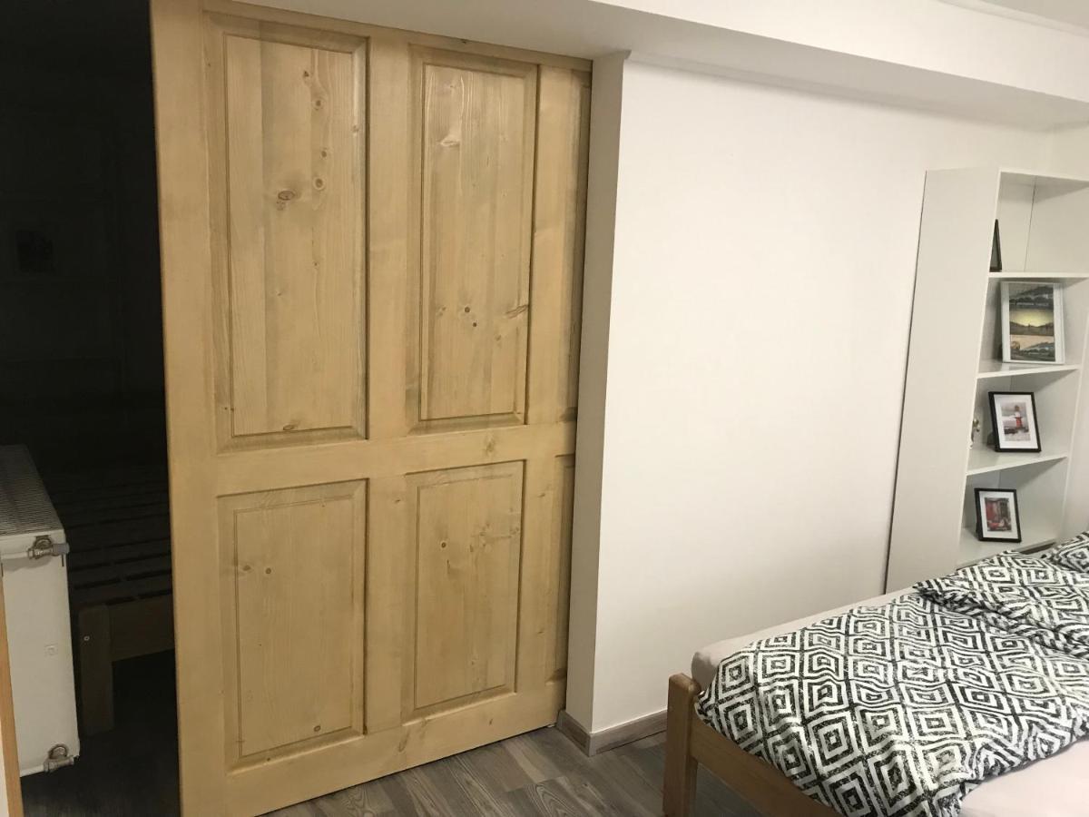 Mora Apartman 2 Kiskunfélegyháza Exteriér fotografie