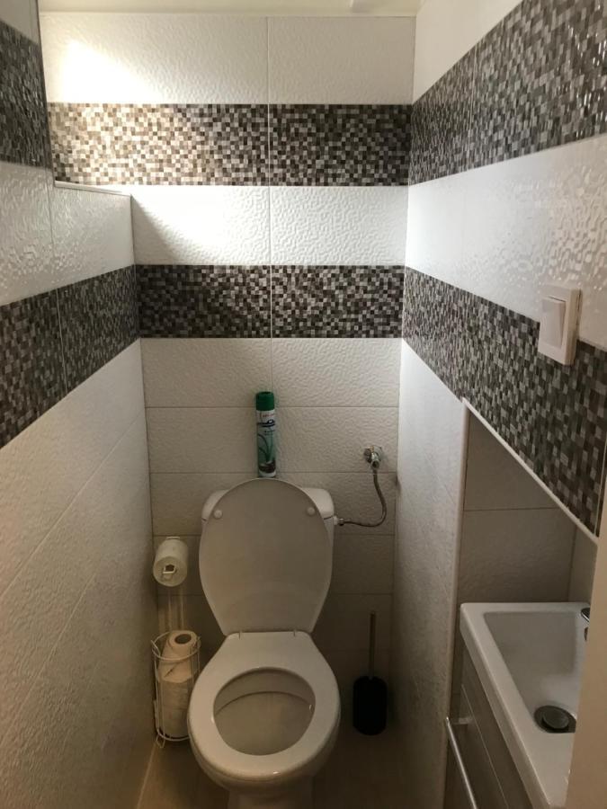 Mora Apartman 2 Kiskunfélegyháza Exteriér fotografie
