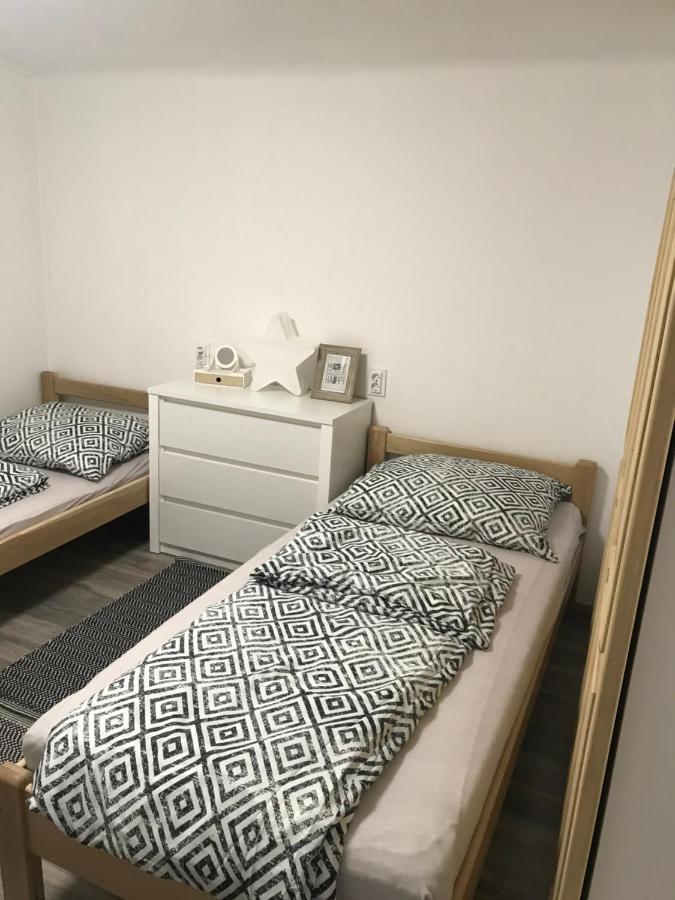 Mora Apartman 2 Kiskunfélegyháza Exteriér fotografie